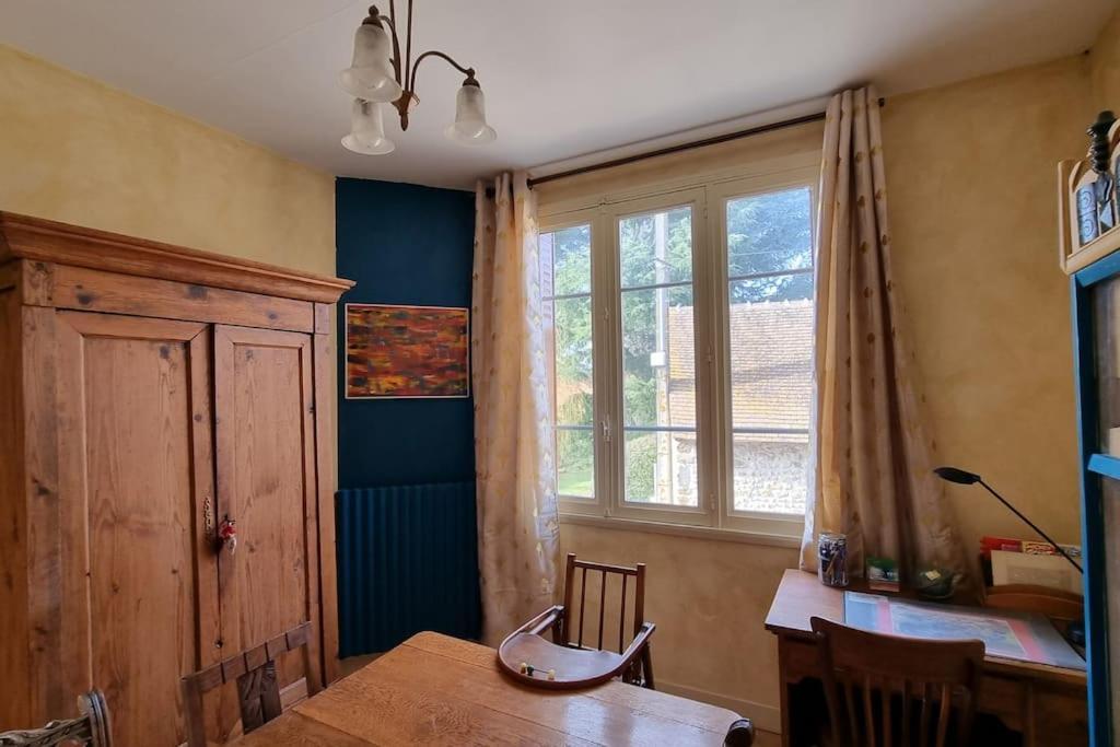 Les Noyers Monestois Entre Cher Et Canal De Berry Mennetou-sur-Cher Extérieur photo